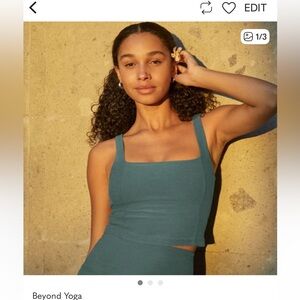 Women's Teal Crop Top